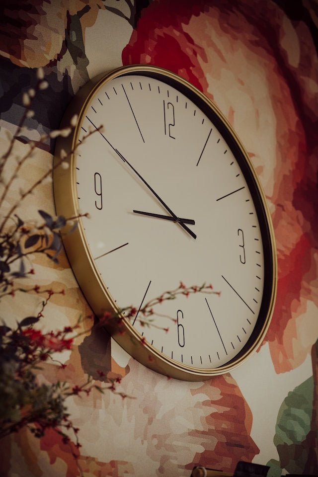 The Artistry of Glass and Mirror Wall Clocks - Home Addition